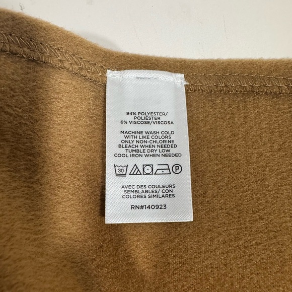 NWT Loft Sz XS luxuriously oversized wrap with removable scarf - Picture 12 of 12